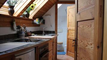 Fridge, oven, toaster