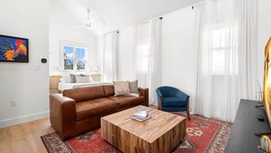 Unclassified image, 2 of 22, button - Casa Romeo | Gorgeous Ybor Apt, Steps to 7th Ave (Tampa)