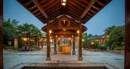 Chaohu Fragrant Hotspring Spa Resort