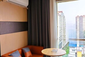 Room - Taisenge Hotel (Jinghong)