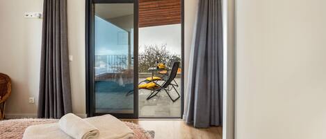 1 soverom, strykejern/-brett, wi-fi (inkludert) og sengetøy