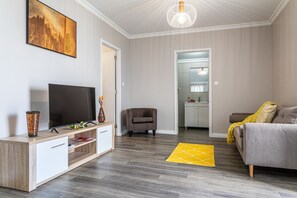 TV