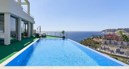 Holiday Home 'Villa Joya Del Mediterraneo' with Sea Views, Wi-Fi and Air Conditioning