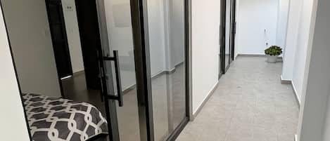 1 bedroom, desk, WiFi, bed sheets