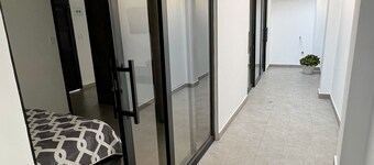 Studio apartment / Av. The slabs