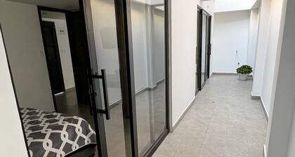 Studio apartment / Av. The slabs