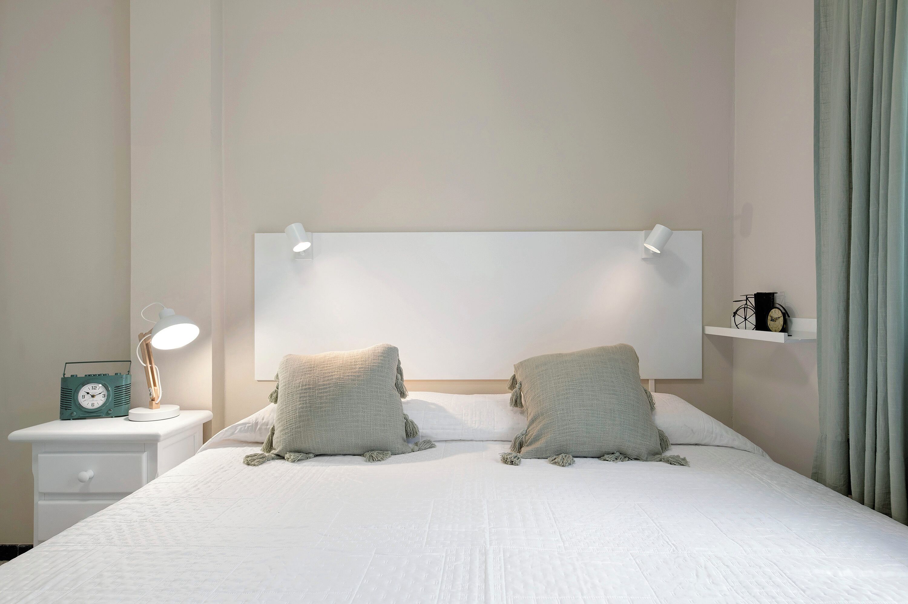 2 slaapkamers, een strijkplank/strijkijzer, gratis wifi, beddengoed