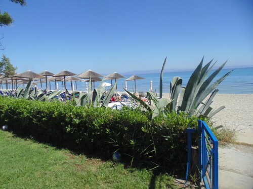 Vero Resort Sea Hanioti