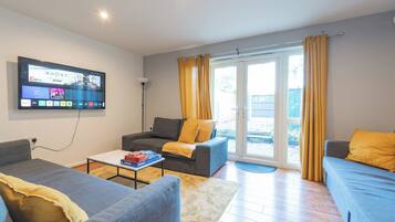 Smart TV, Netflix, streaming services