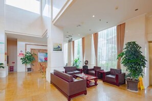 Interior - Donghe Hotel (Shuangbai)