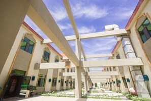 Exterior - Konghe Yizhan Culture Hotel (Turpan)