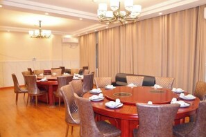 Restaurant - Renhuai Maoxi Hotel (Renhuai)