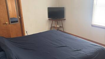 3 chambres, fer et planche à repasser, Wi-Fi gratuit, draps fournis