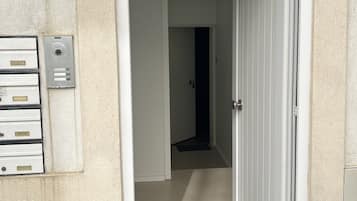 Pintu masuk properti