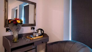 Unclassified image, 2 of 25, button - Friendship Hotel (Sheffield)