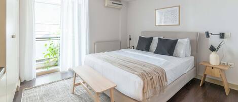 Standard Apartment | 1 bedroom, desk, laptop workspace, blackout drapes