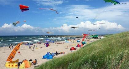 Holiday homes close to the seaside beach