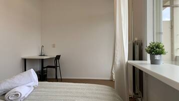 1 bedroom, iron/ironing board, Internet, bed sheets