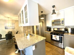 Microwave, oven, stovetop, coffee/tea maker