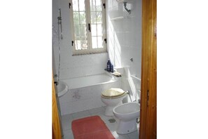 Tina y bidet