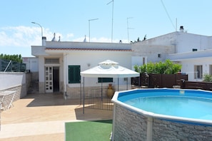 Terrace/patio - Holiday Home in Apulia with Pool and Terrace (Cisternino)