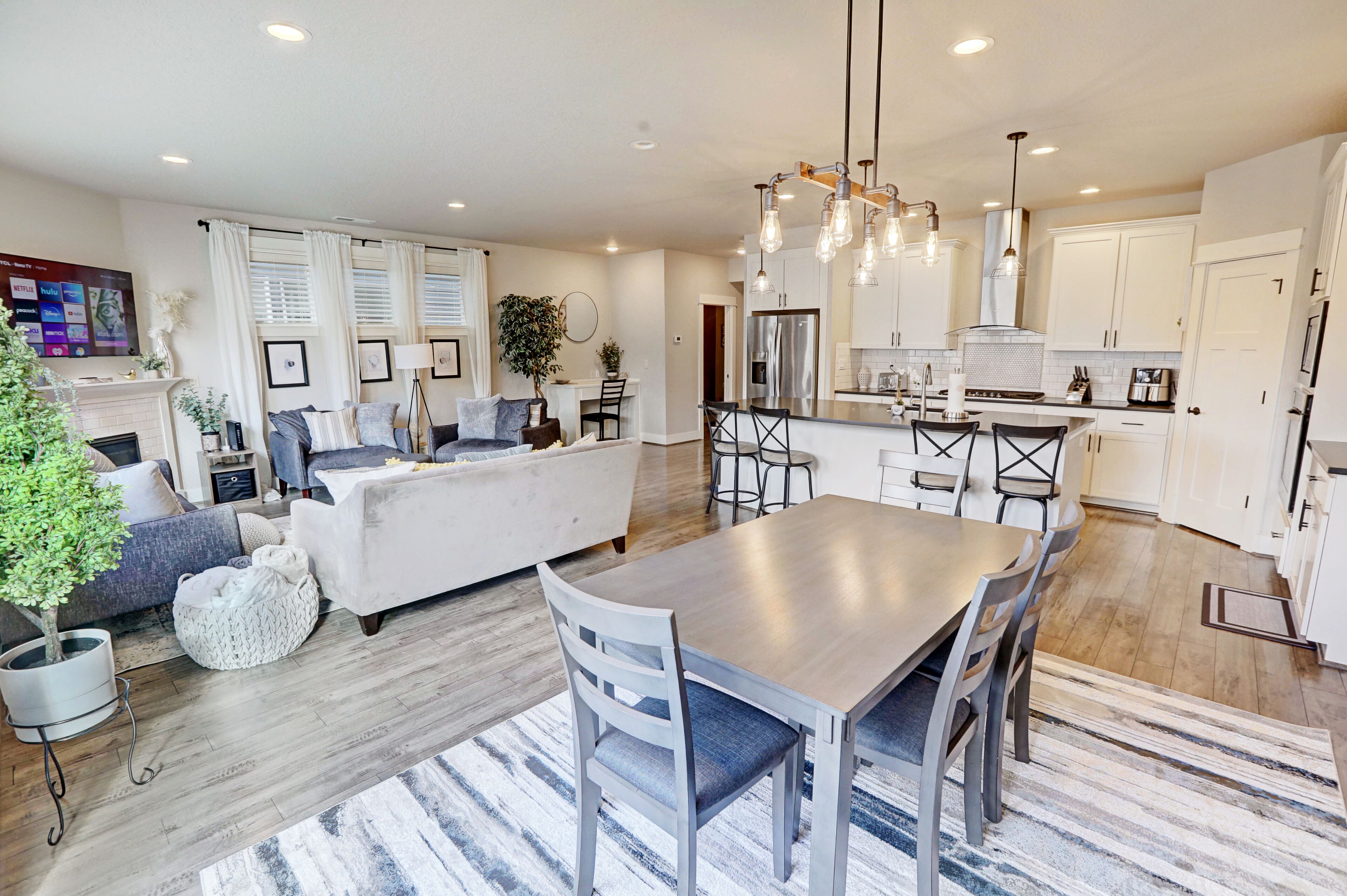 Beaverton Bliss- Family friendly executive living
