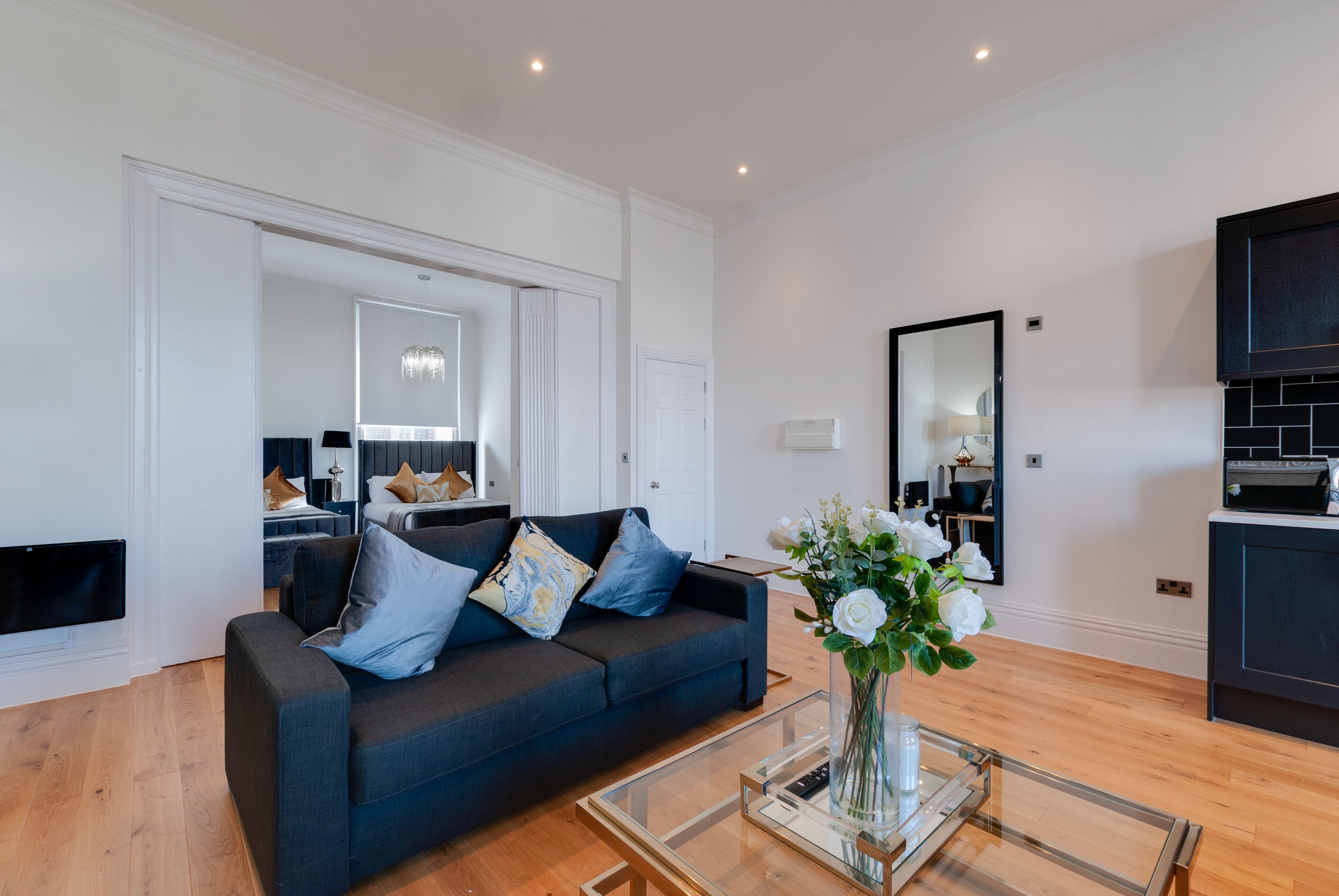 Apartament executiu | Sala d'estar | Televisor de pantalla plana 