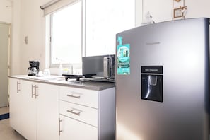 Microwave, stovetop