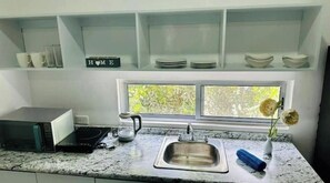 Mikrobølgeovn og kokeplater