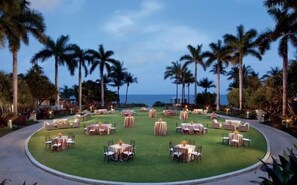 Outdoor banquet area - Sapphire by VIAC - Breathtaking 2BR Unit Set @ Ritz Carlton-Biscayne (Key Biscayne)