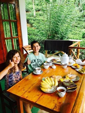 Dining - silent nest (Ella)