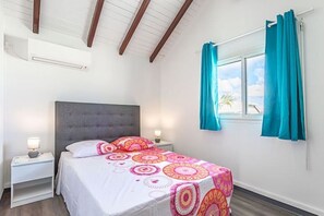 1 slaapkamer, een strijkplank/strijkijzer, wifi, beddengoed