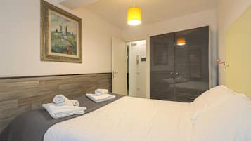 Basic-Apartment, 1 Doppelbett und Schlafsofa