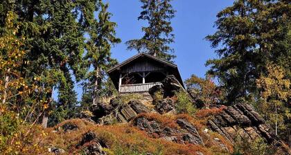 modern and barrier-free holiday apartment boho style, bookable massages possible