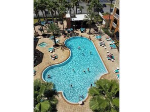 Outdoor pool - 503 Luxury 1Bedroom pool and Universal view (Orlando)