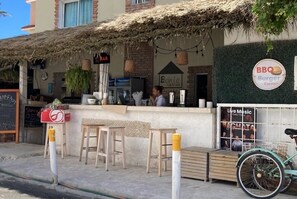 Bar (on property) - Punta Cana, Vacations, Pool and Beach with ocean view. (Punta Cana)