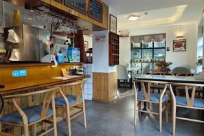 Unclassified image, 2 of 44, button - Dongmenyuan Inn (Shenzhen)