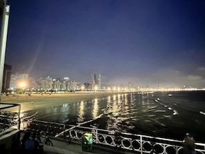 Na praia