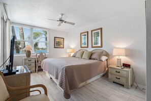 2 Schlafzimmer, Schreibtisch, Bügeleisen/Bügelbrett, kostenloses WLAN