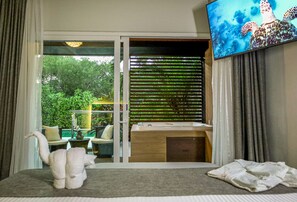 3 chambres, bureau, Wi-Fi, literie fournie