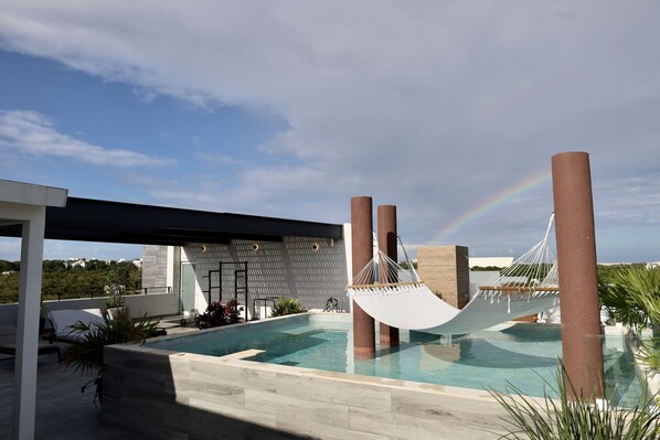 Indoor pool, outdoor pool - Luxury Mezzanine Apartment 3BR w/ Jacuzzi 101 (Akumal)