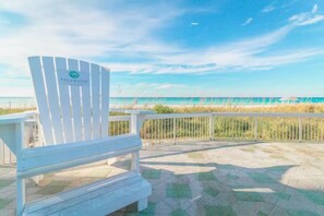 Property grounds - Come enjoy Shore Perfection in Tower II at Edgewater - balcony, beachfront (Panama City Beach)