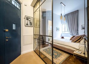 2 quartos, ferros/tábuas de passar roupa, Wi-Fi, roupa de cama