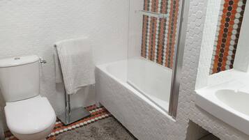 Hair dryer, towels
