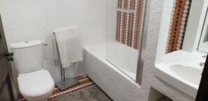 Hair dryer, towels
