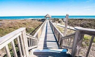 No Ducks Given  -  Duck NC Oceanfront