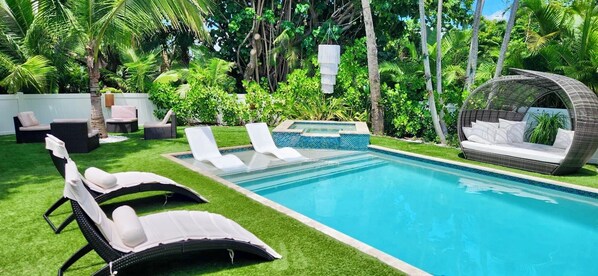 Outdoor pool, a heated pool