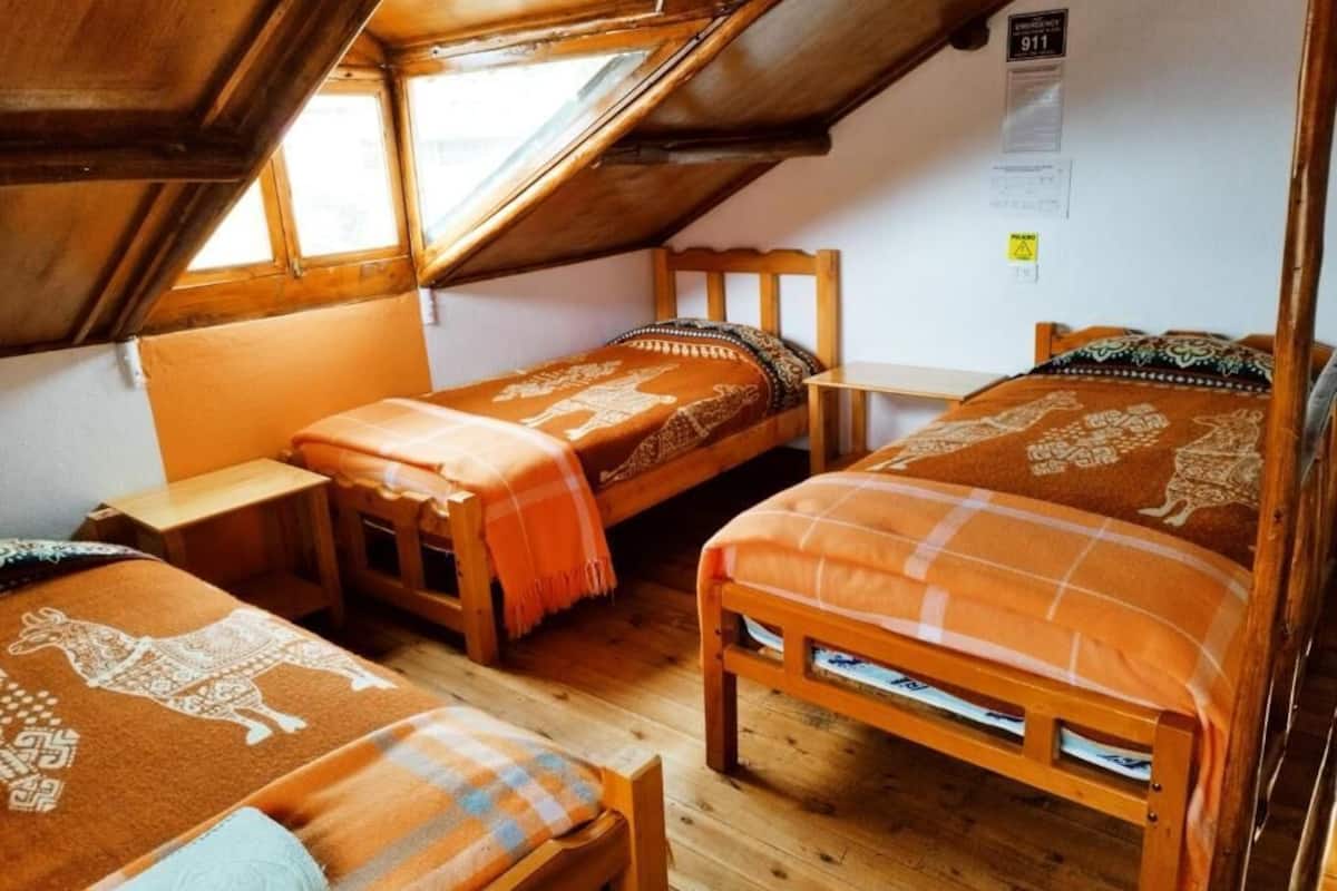 Standard Shared Dormitory, 1 Bedroom, Mountain View | Free WiFi, bed sheets
