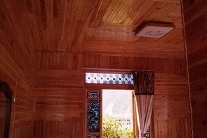 Room - Qianxi Hotel (Deqin)