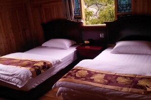 Room - Qianxi Hotel (Deqin)